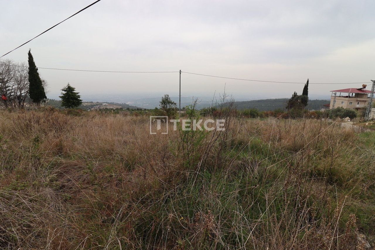 Terreno Erdemli, Turquia, 1 501 m² - imagen 1