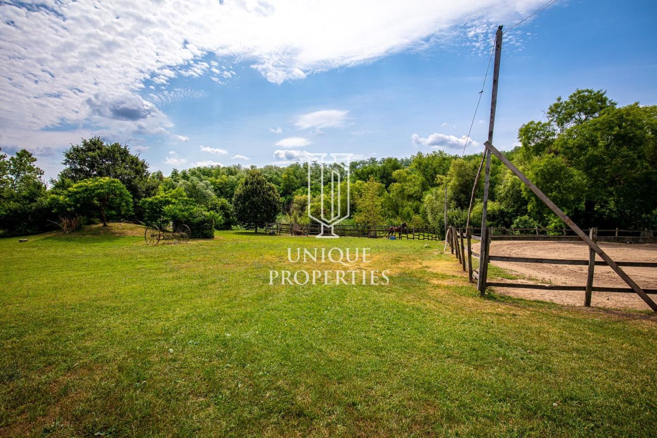 Landgut in Siofok, Ungarn, 2 200 m² - Foto 6