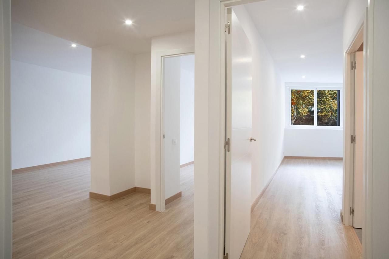 Appartement à Barcelone, Espagne, 92 m² - image 1