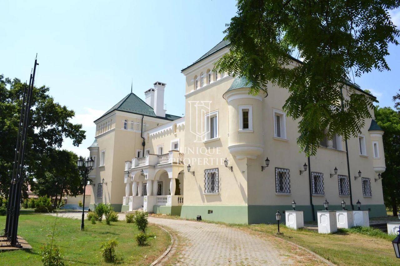 Schloß in Budapest, Ungarn, 3 133 m² - Foto 3