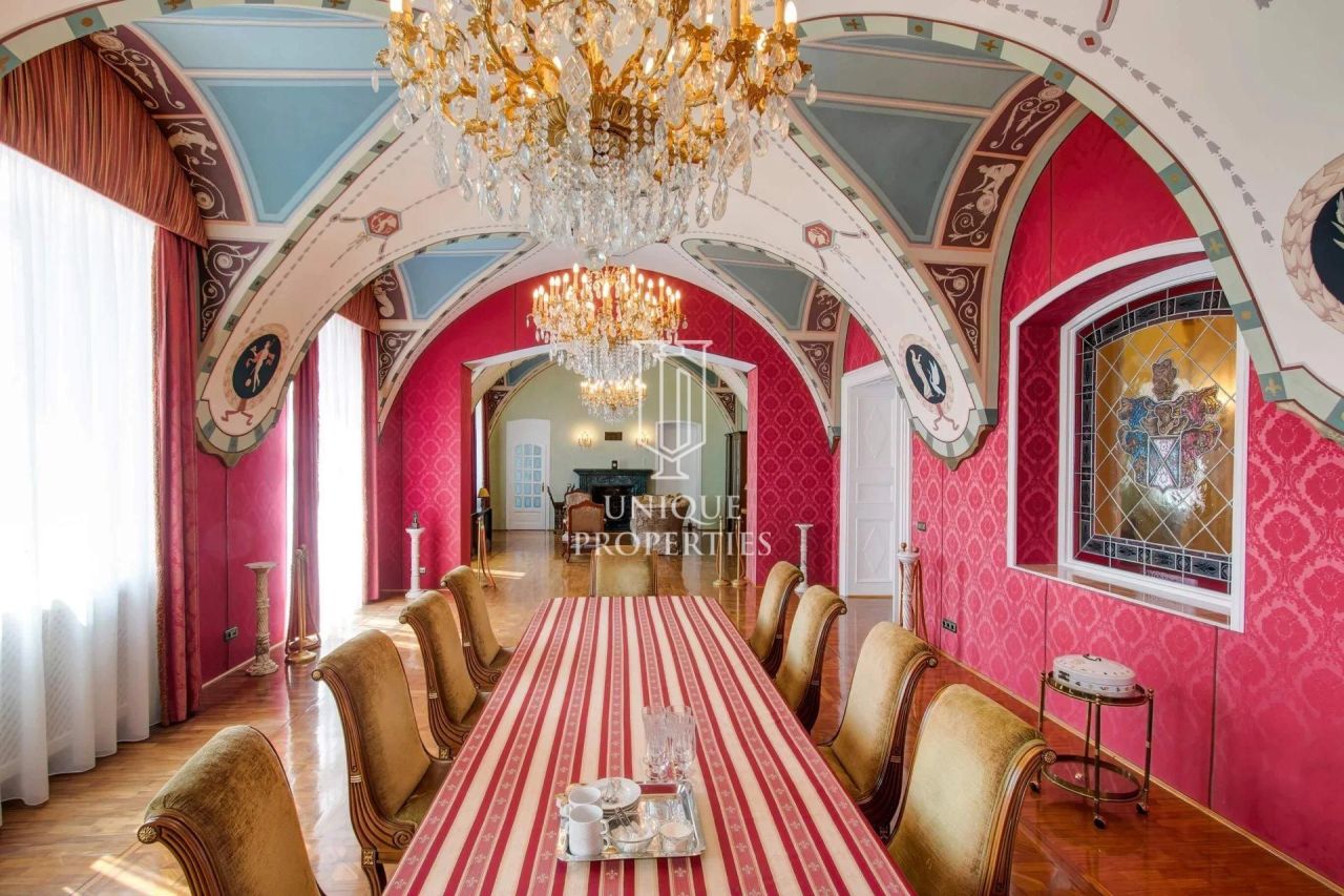 Schloß in Budapest, Ungarn, 3 133 m² - Foto 10