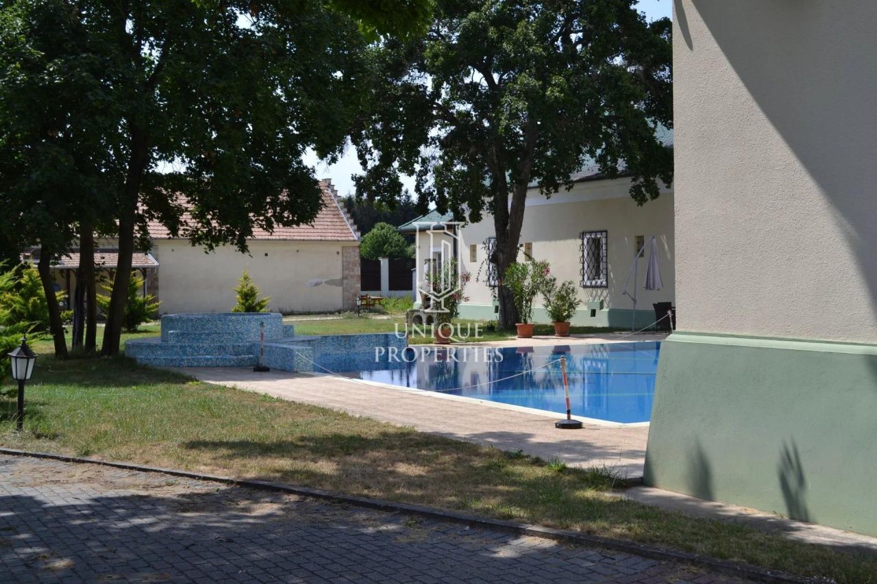 Schloß in Budapest, Ungarn, 3 133 m² - Foto 14