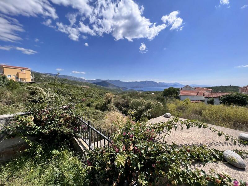 Flat in Krimovica, Montenegro, 30 m² - picture 1