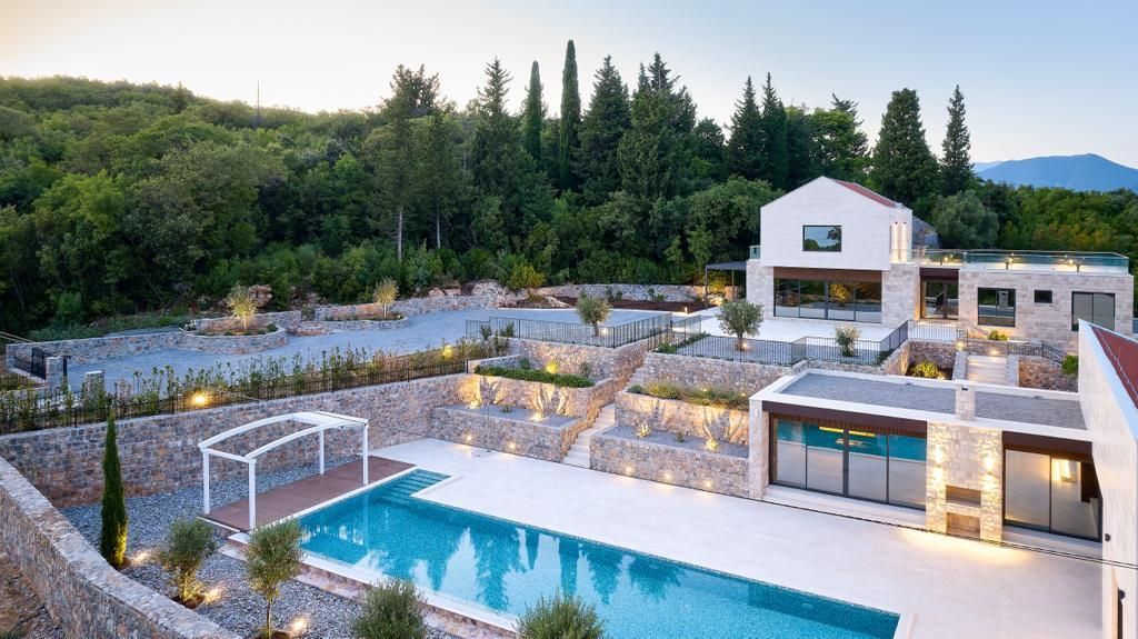House on Lustica peninsula, Montenegro, 432 m² - picture 1