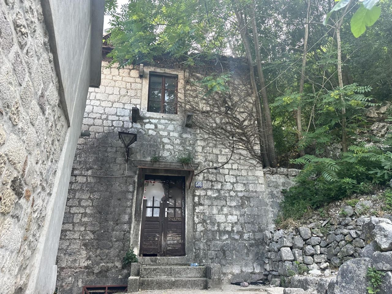Maison à Kotor, Monténégro, 101 m² - image 1