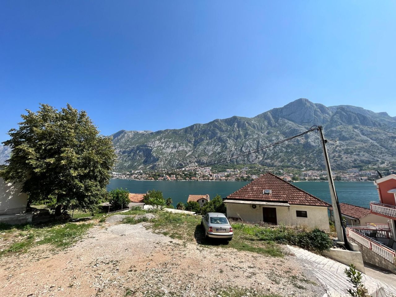 Terreno en Muo, Montenegro, 562 m² - imagen 1