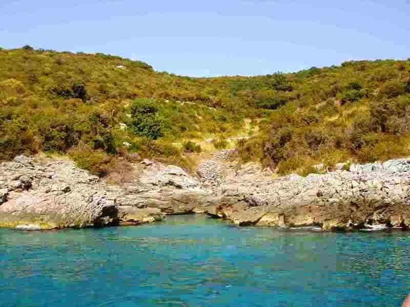 Terreno en Bigova, Montenegro, 3 268 m² - imagen 1