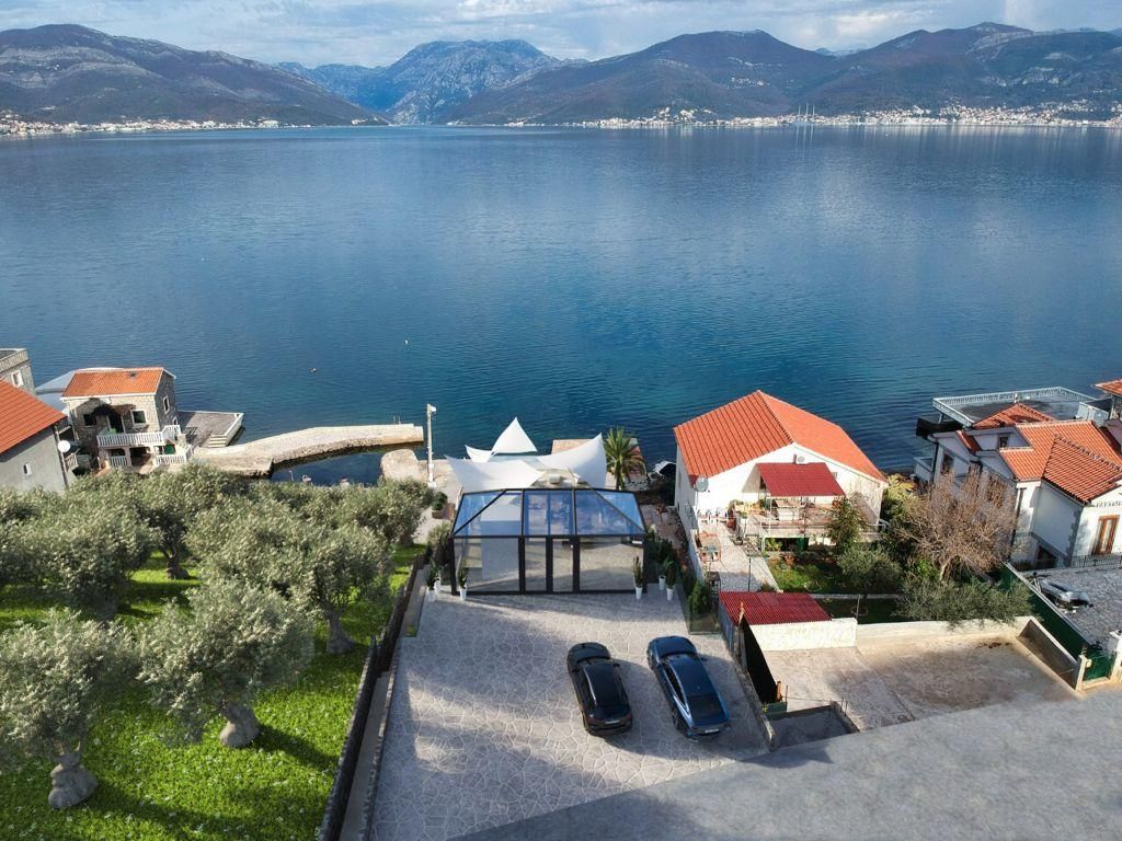 Terreno en Luštica, Montenegro, 509 m² - imagen 1