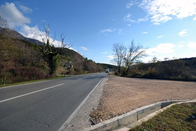 Terreno en Lastva, Montenegro, 3 611 m² - imagen 1