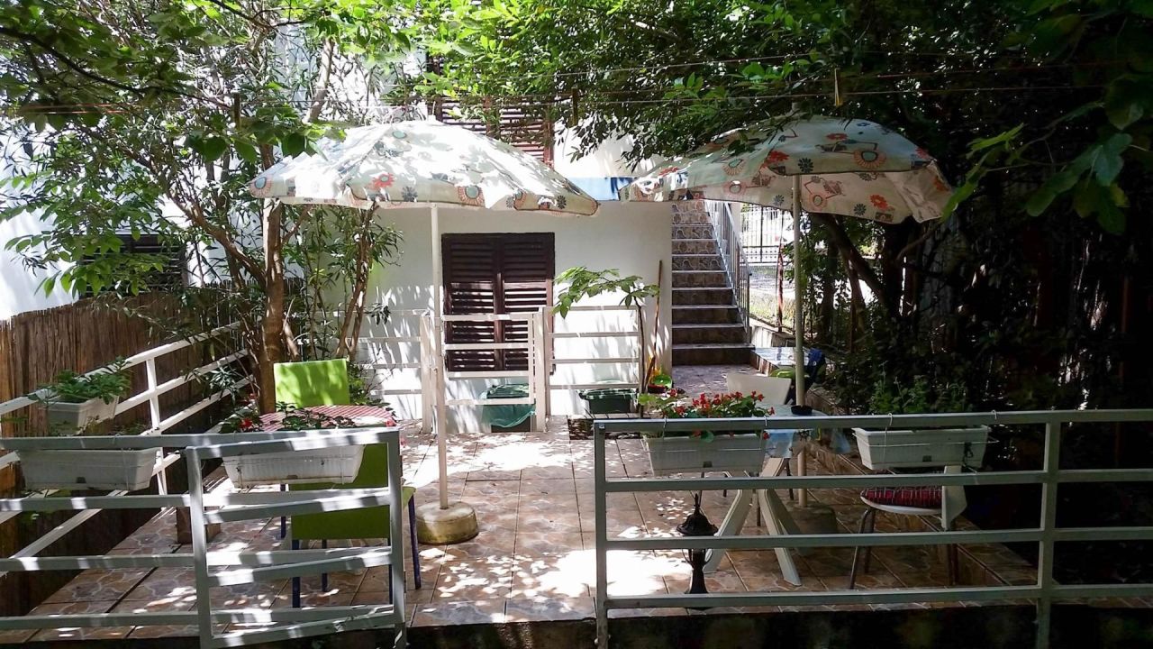 House in Sutomore, Montenegro, 190 m² - picture 1