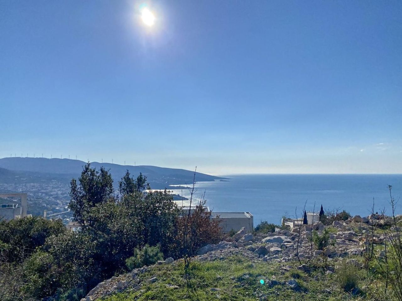 Grundstück in Dobra Voda, Montenegro, 1 698 m² - Foto 1
