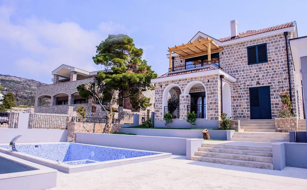 Maison sur la Luštica, Monténégro, 205 m² - image 1