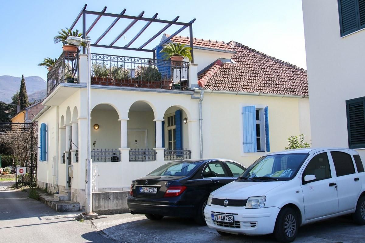 House in Tivat, Montenegro, 140 m² - picture 1