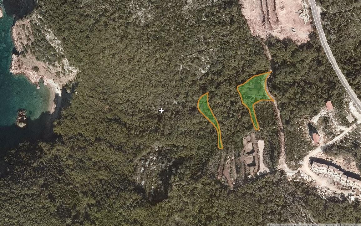 Land in Rezevici, Montenegro, 696 m² - picture 1