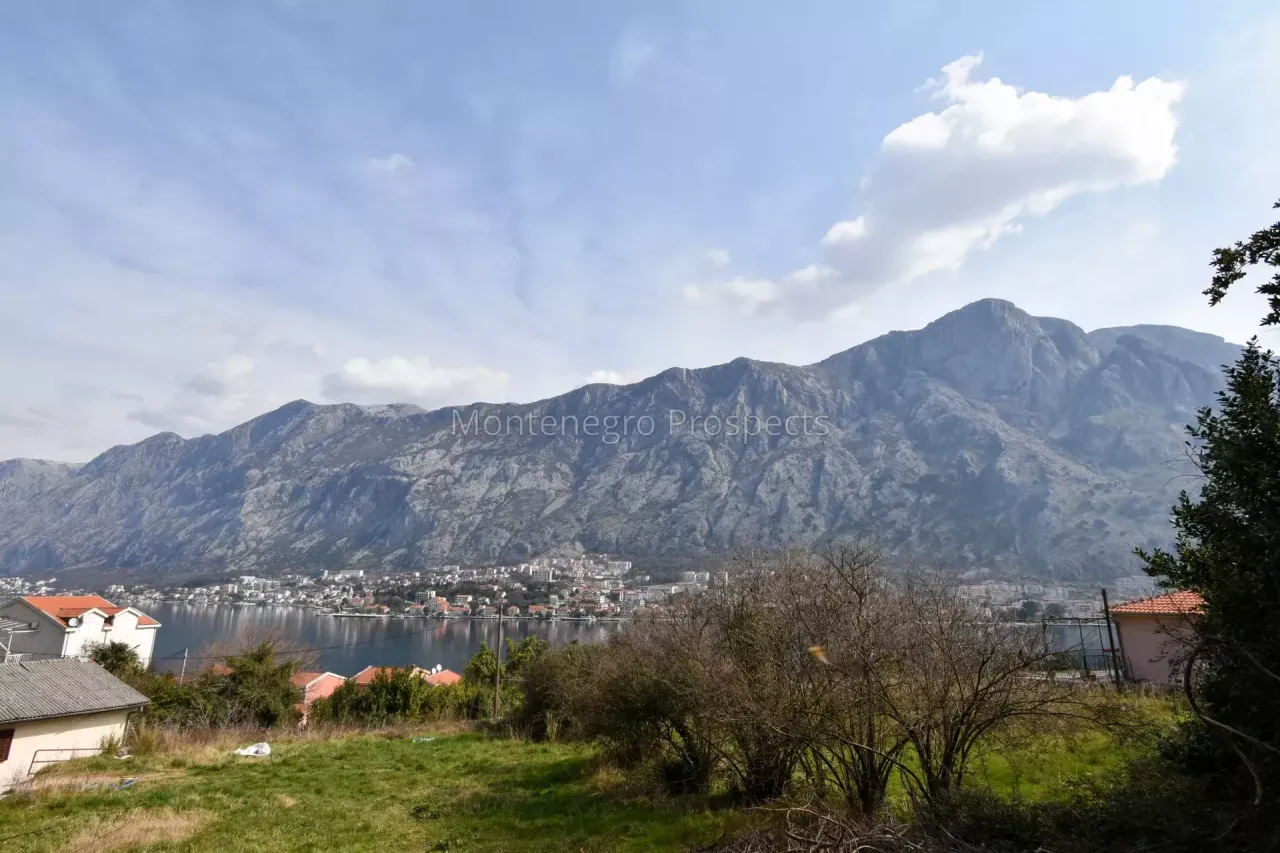 Grundstück in Muo, Montenegro, 572 m² - Foto 1