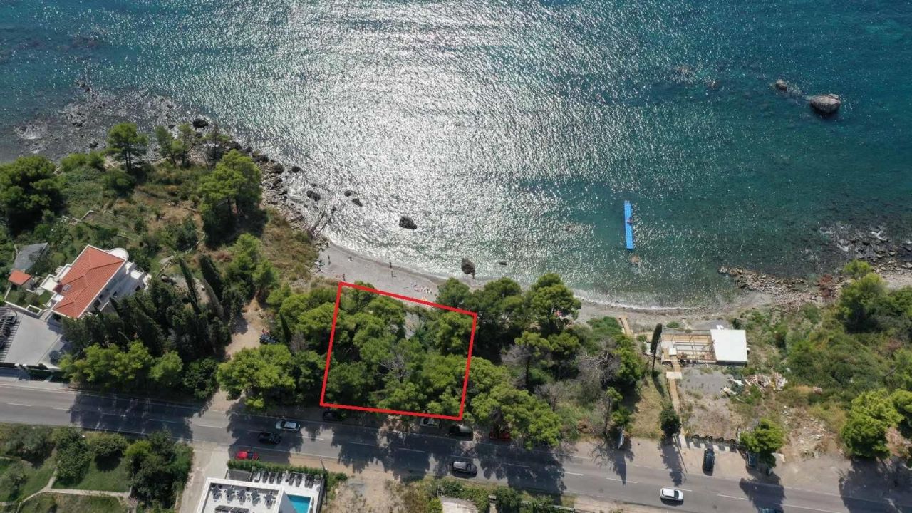 Terreno en Šušanj, Montenegro, 692 m² - imagen 1