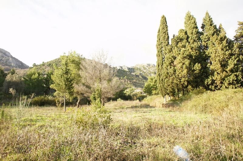 Grundstück in Sutomore, Montenegro, 1 727 m² - Foto 1