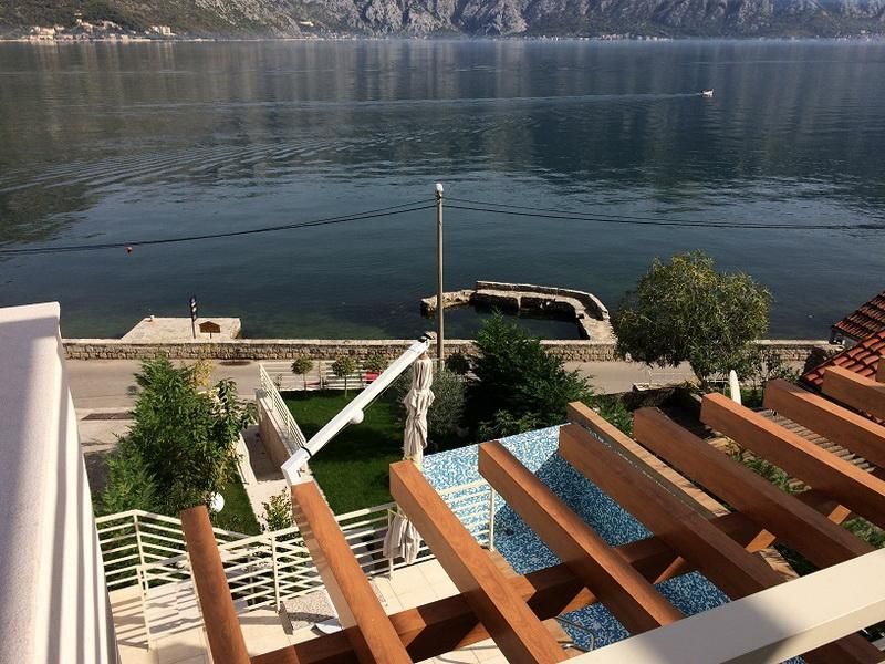 Maison à Stoliv, Monténégro, 371 m² - image 1