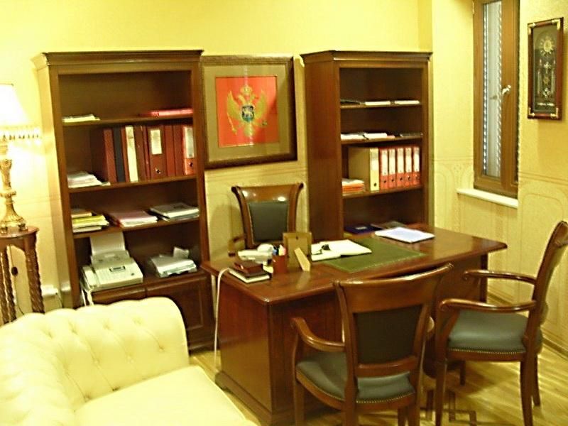 Bureau à Herceg-Novi, Monténégro, 40 m² - image 1