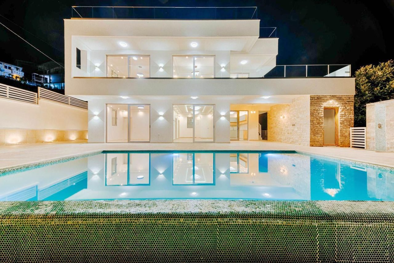 House in Utjeha, Montenegro, 227 m² - picture 2