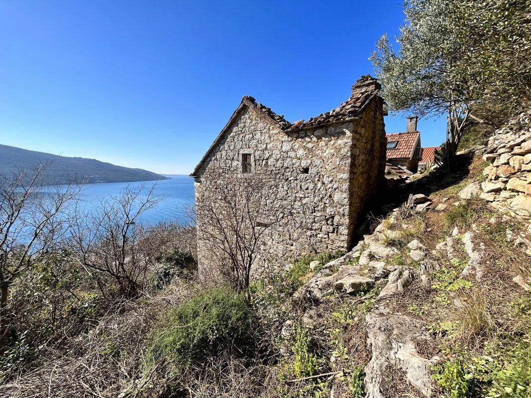 Casa en Kumbor, Montenegro, 30 m² - imagen 2