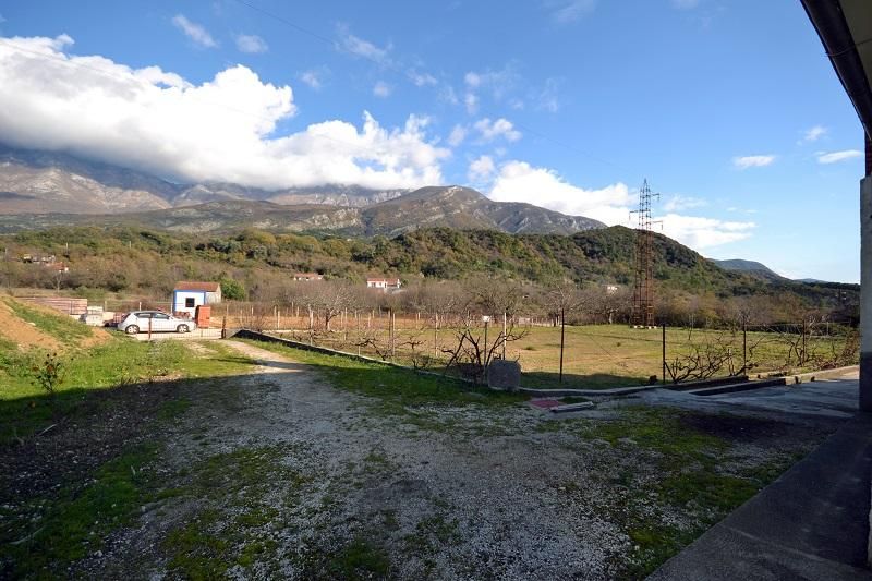 Terrain à Lastva, Monténégro, 3 611 m² - image 2