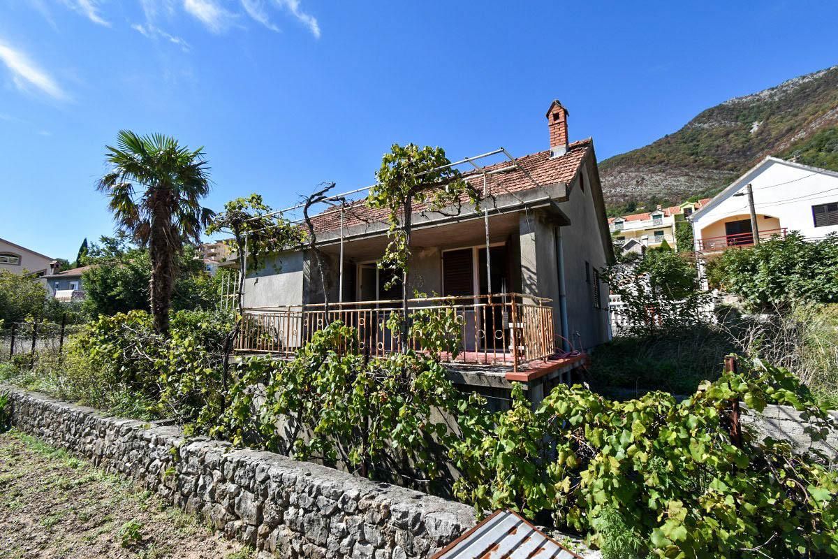 Casa en Kamenari, Montenegro, 100 m² - imagen 2