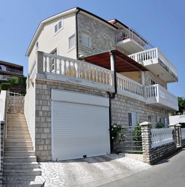 House in Herceg-Novi, Montenegro, 206 m² - picture 2