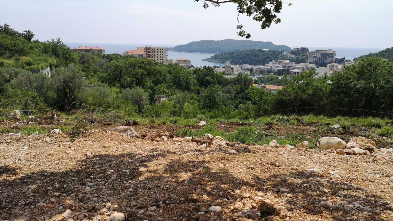 Terreno en Becici, Montenegro, 9 417 m² - imagen 2