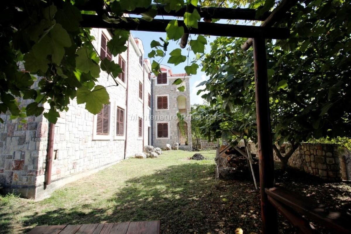 Maison au Bar, Monténégro, 1 010 m² - image 2