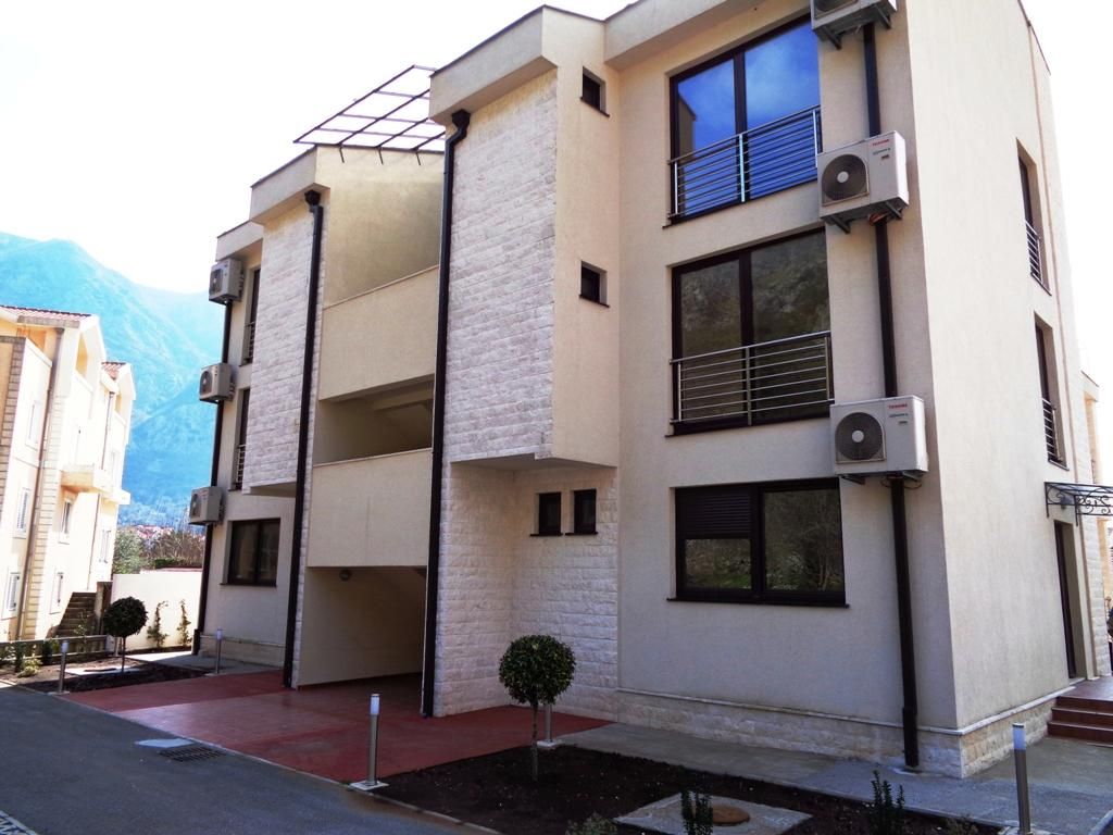 Casa a Risan, Montenegro, 793 m² - foto 2