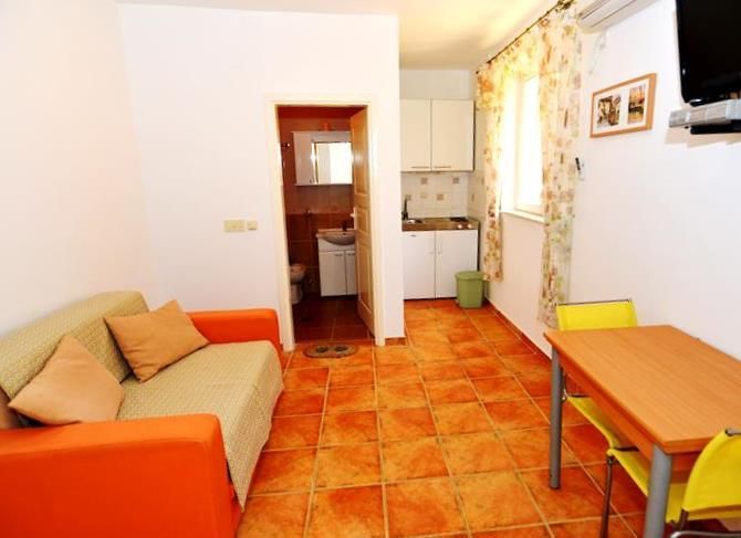 Office in Kumbor, Montenegro, 191 m² - picture 3