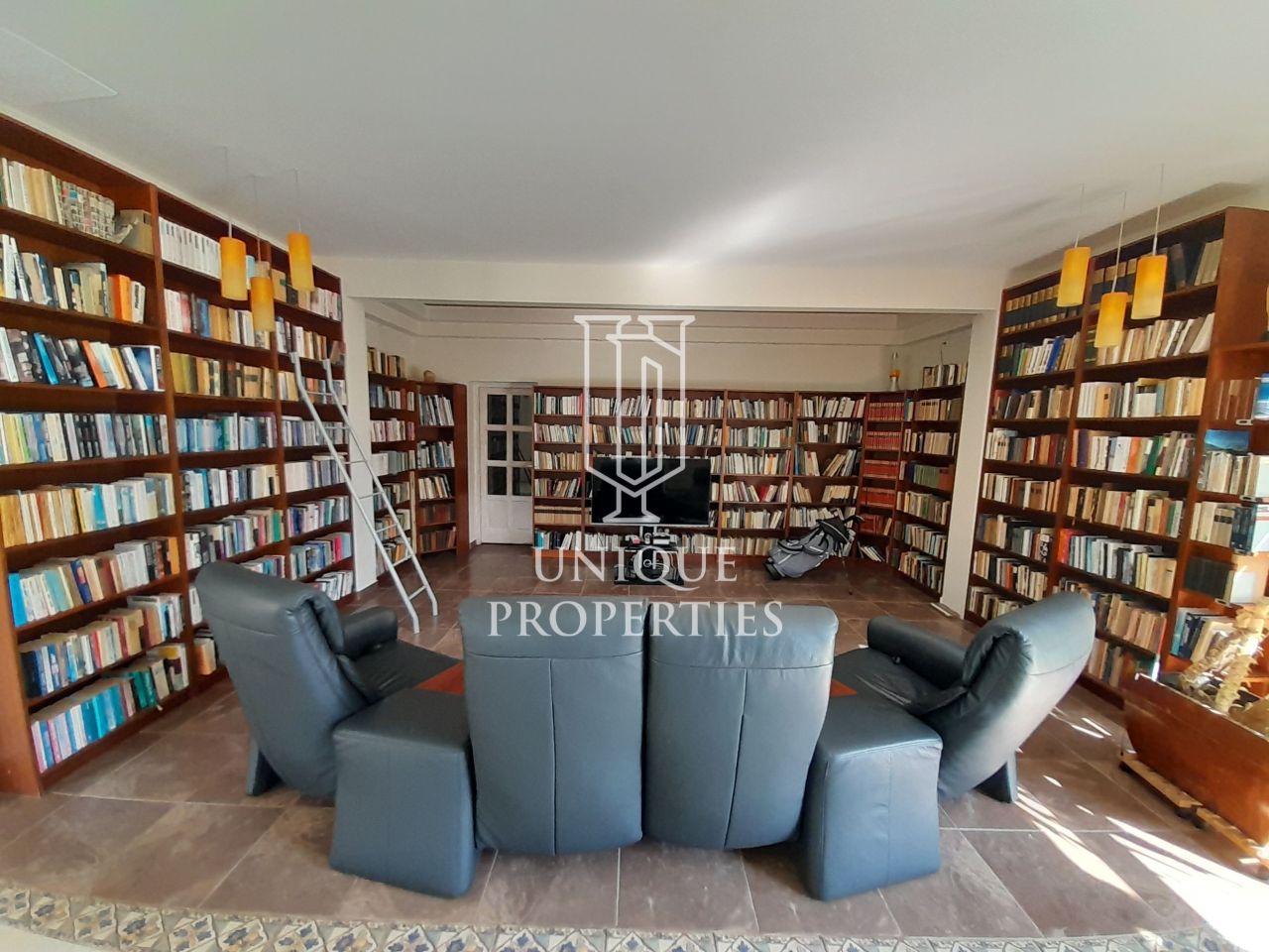 Mansión en Budapest, Hungría, 1 000 m² - imagen 11