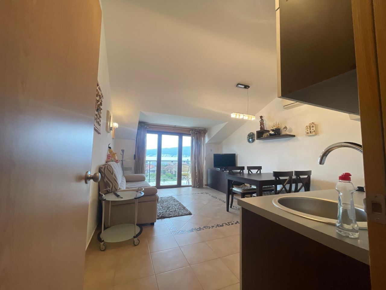 Flat in Herceg-Novi, Montenegro, 110 m² - picture 3