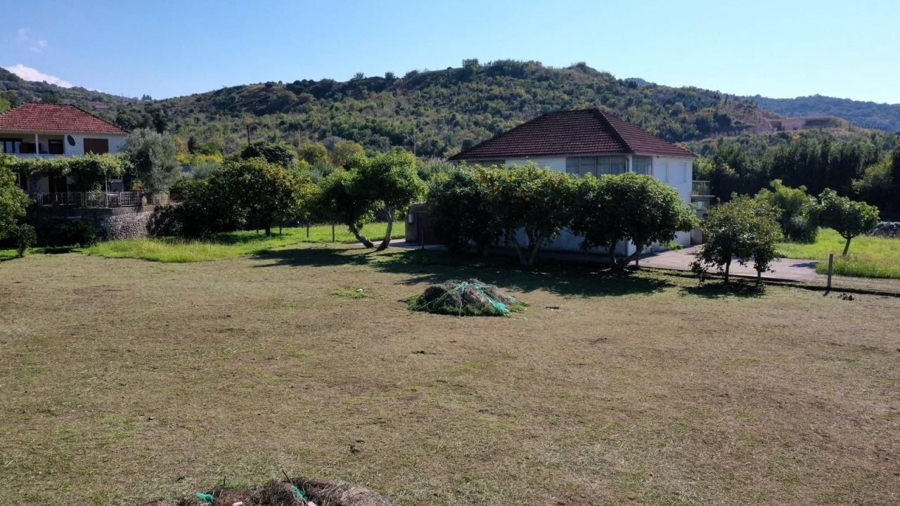 House in Bar, Montenegro, 182 m² - picture 3