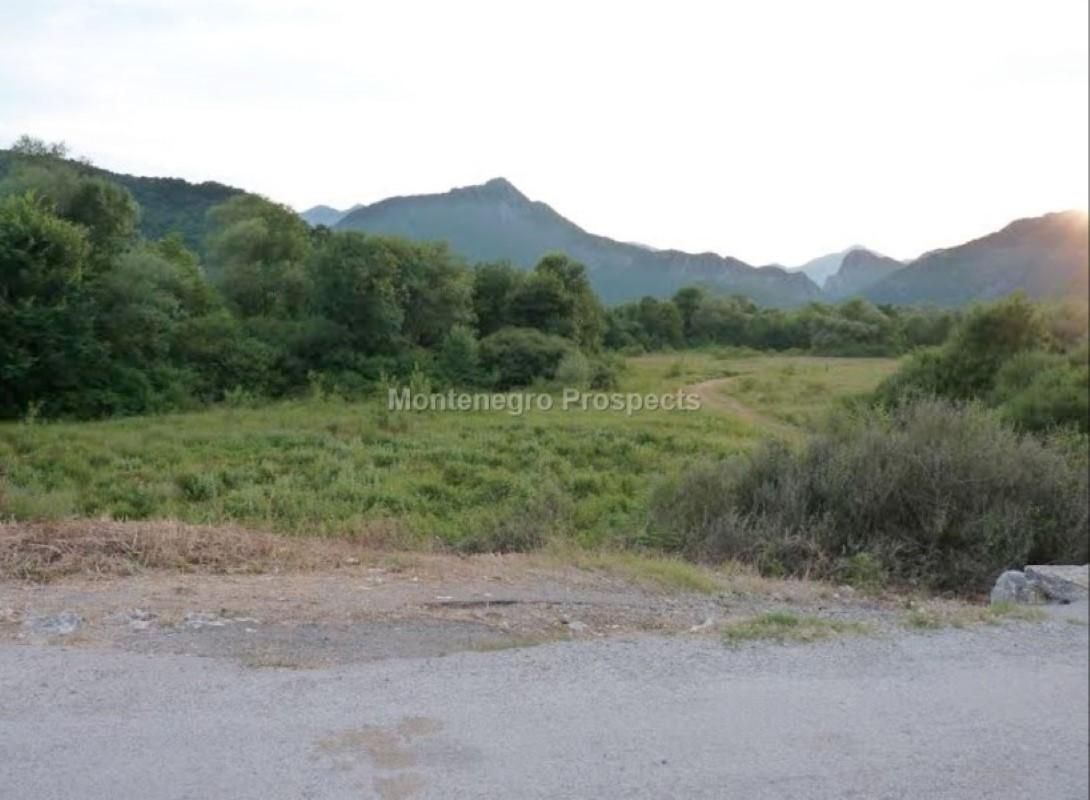Terreno por Lago Shkodër, Montenegro, 7 845 m² - imagen 3