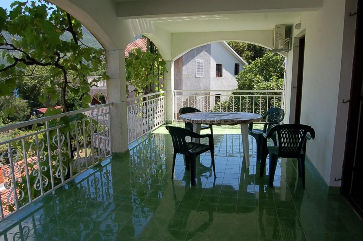 Appartamento a Đenovići, Montenegro, 100 m² - foto 3