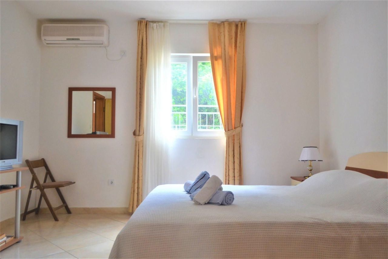 Maison à Stoliv, Monténégro, 384 m² - image 3