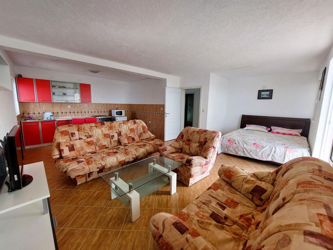 Casa en Dobra Voda, Montenegro, 70 m² - imagen 4