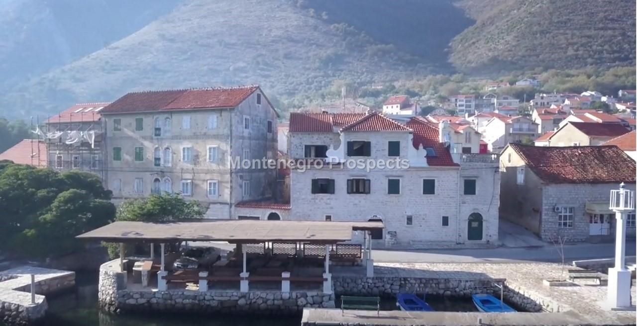 Bureau à Prcanj, Monténégro, 250 m² - image 4