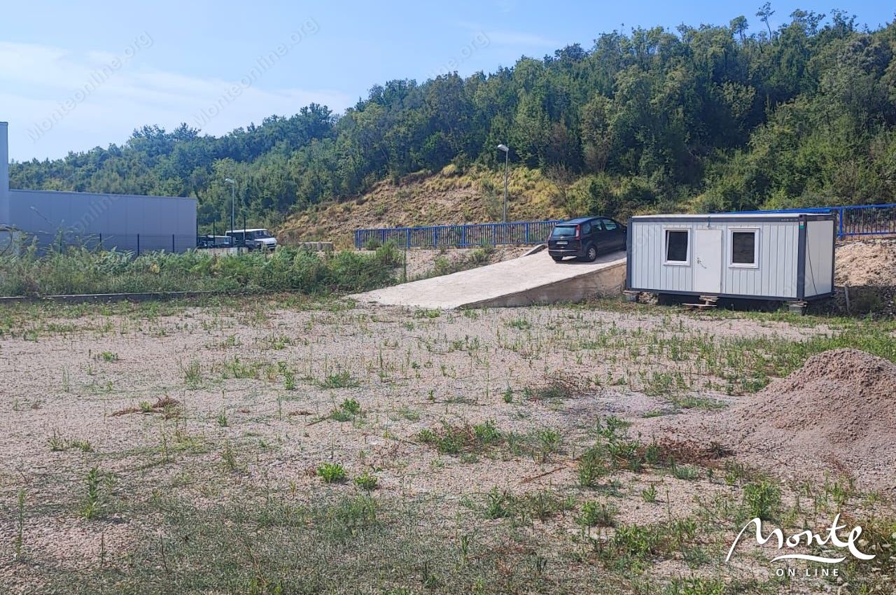 Terrain à Budva, Monténégro, 987 m² - image 1