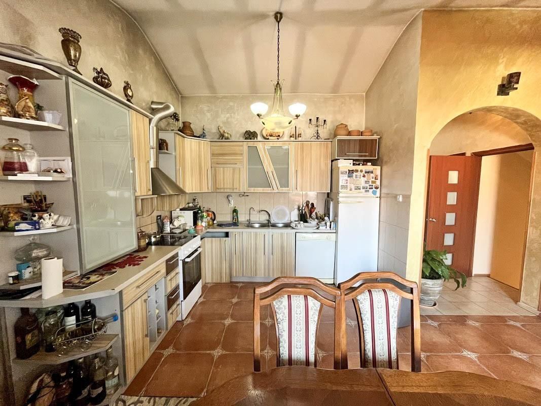 House in Dobrota, Montenegro, 210 m² - picture 5