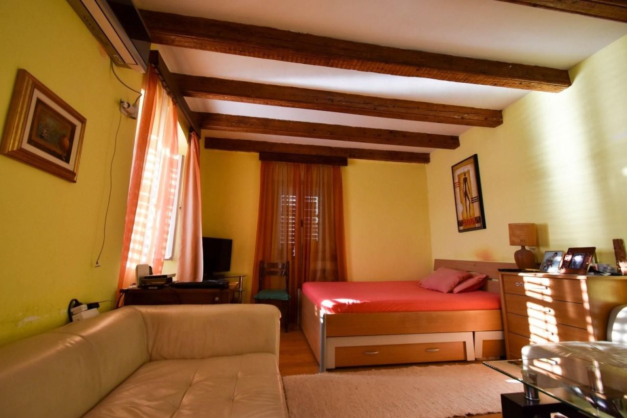 Casa a Tivat, Montenegro, 190 m² - foto 5