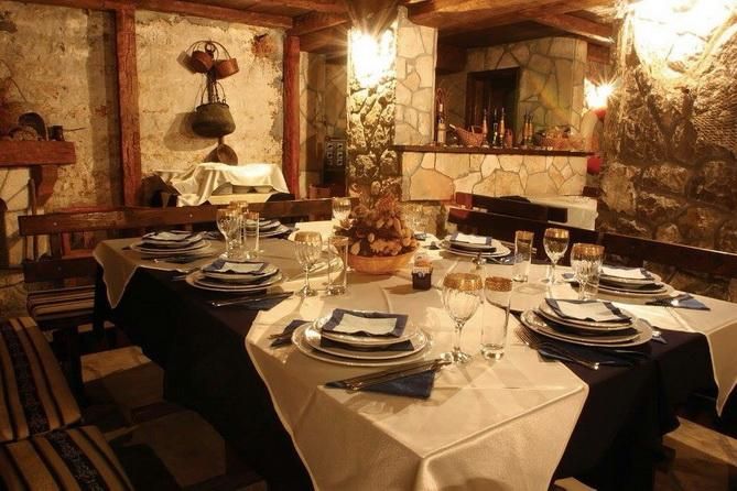 Oficina en Kumbor, Montenegro, 1 464 m² - imagen 4