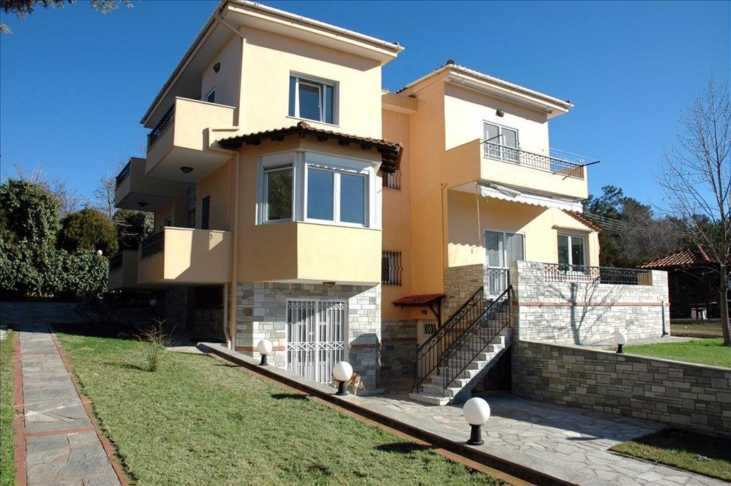 Cottage in Thessaloniki, Greece, 285 m² - picture 1