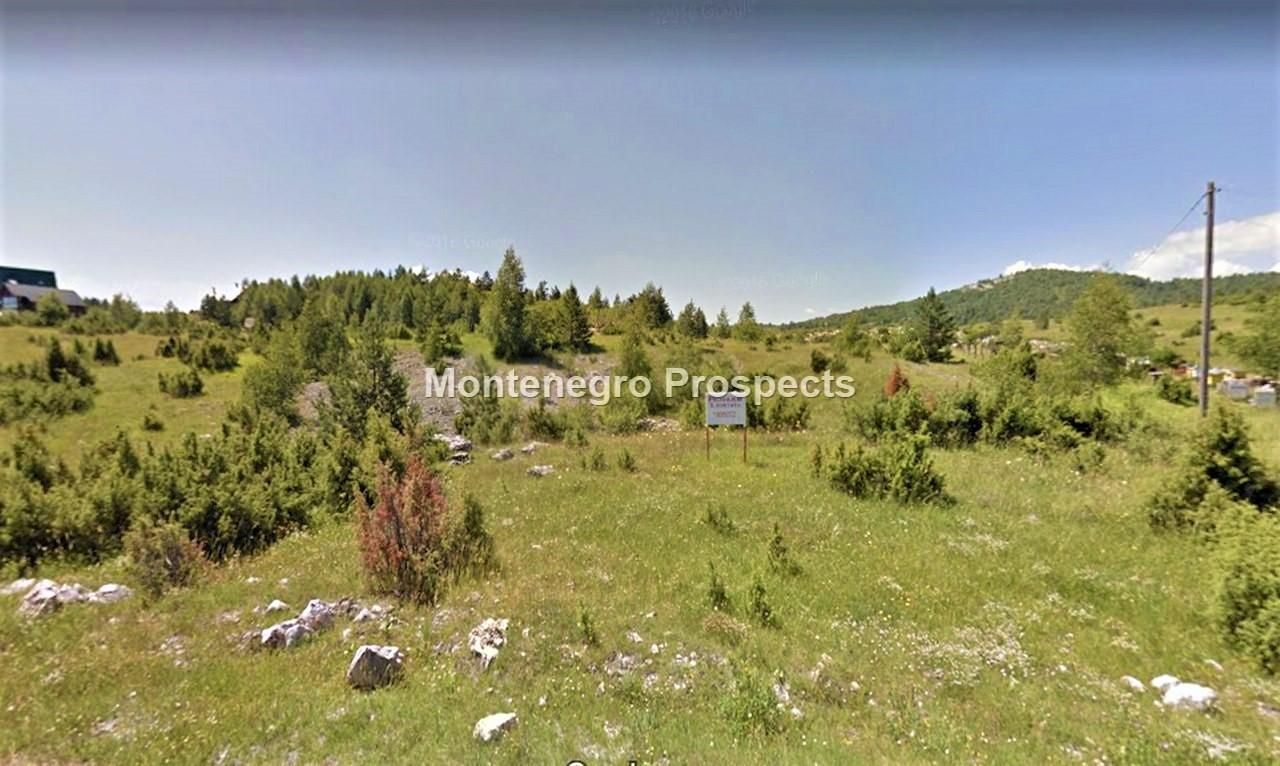 Terreno a Žabljak, Montenegro, 3 000 m2 - foto 6