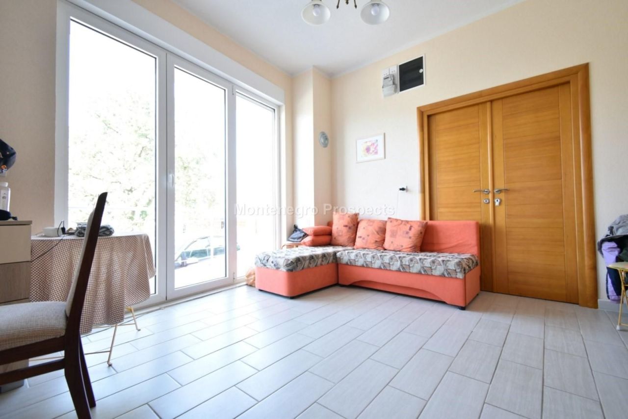 Maison à Tivat, Monténégro, 247 m² - image 6