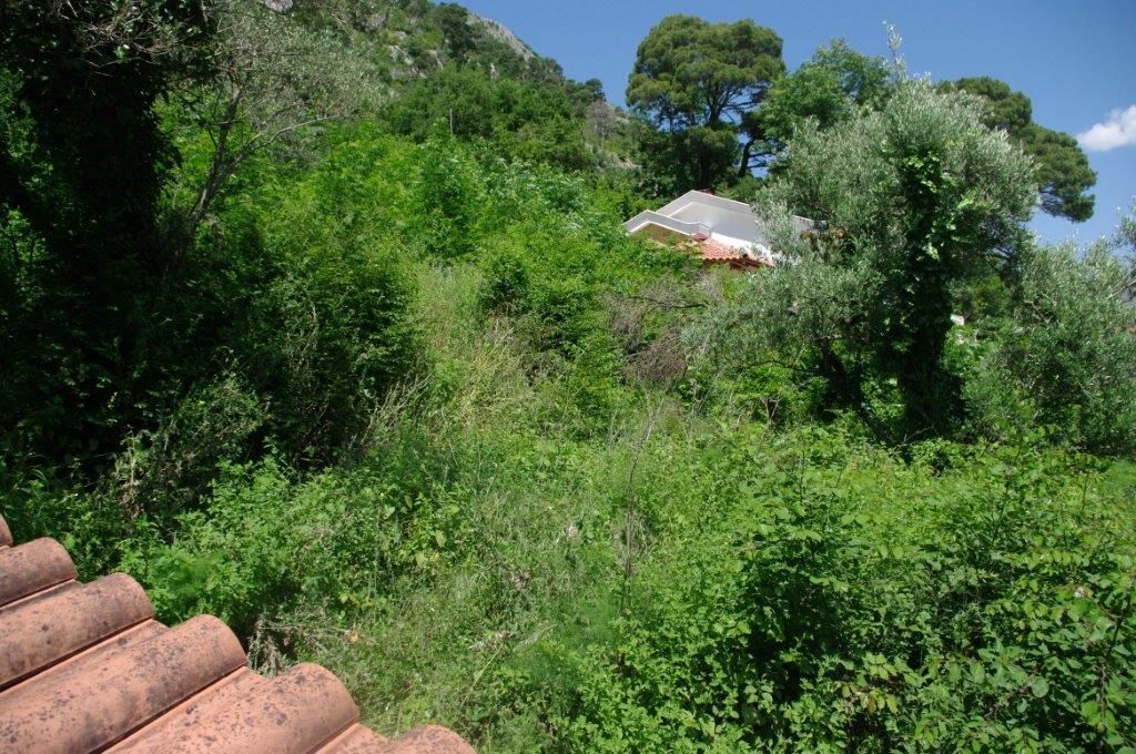 Terrain à Muo, Monténégro, 1 m² - image 6