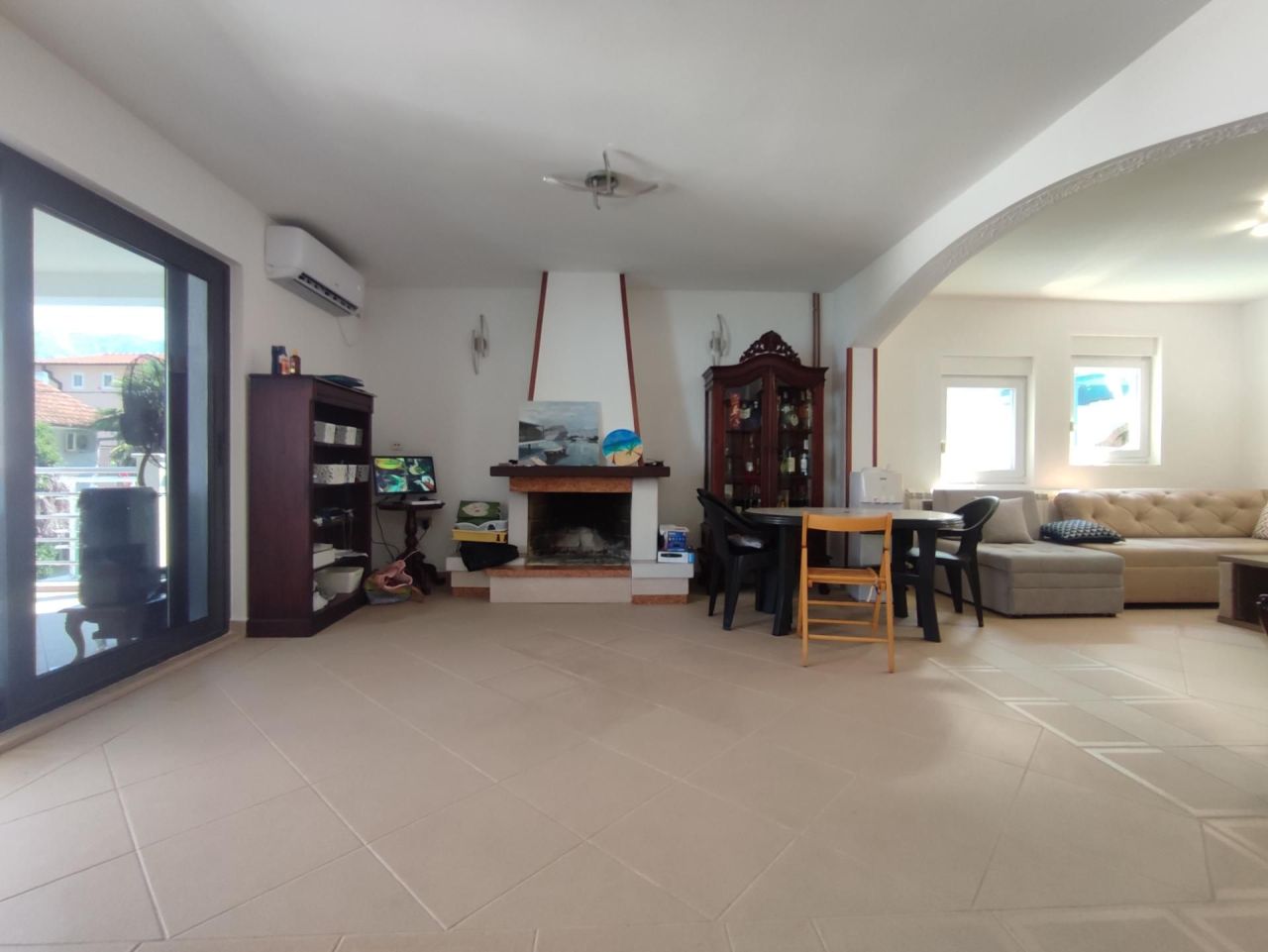 Maison à Stoliv, Monténégro, 170 m² - image 7