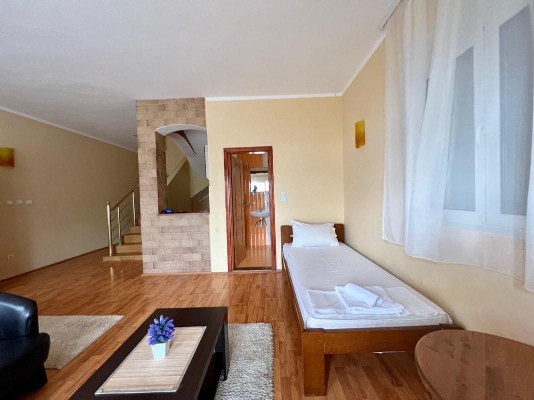 Office in Buljarica, Montenegro, 838 m² - picture 7